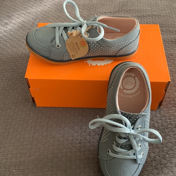 Livie & Luca denim sneaker. Brand New with tag - Picture 2 of 5